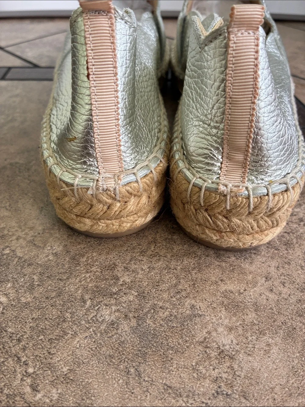 Boden Metallic Silver Espadrille Slip-Ons Scalloped 40/ 8.5